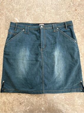 vintage Y2K zoey beth jean skirt